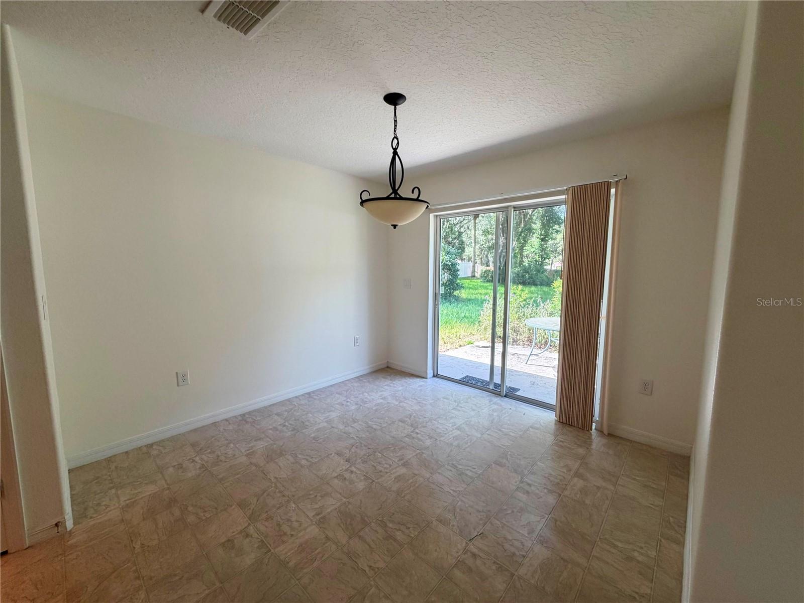 2626 Breezy Meadow Rd Property Photo 10