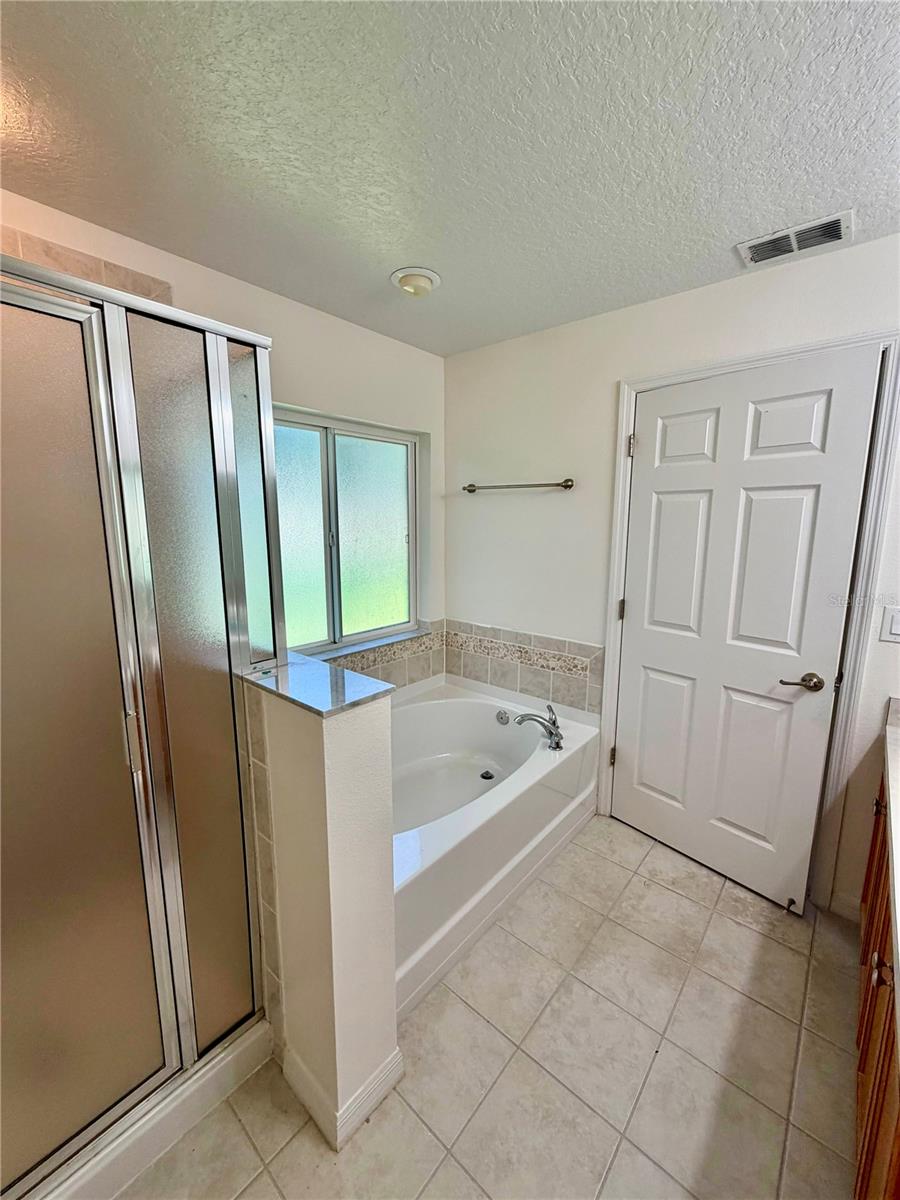 2626 Breezy Meadow Rd Property Photo 27