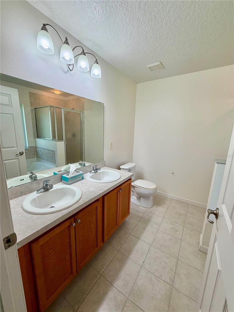 2626 Breezy Meadow Rd Property Photo 28