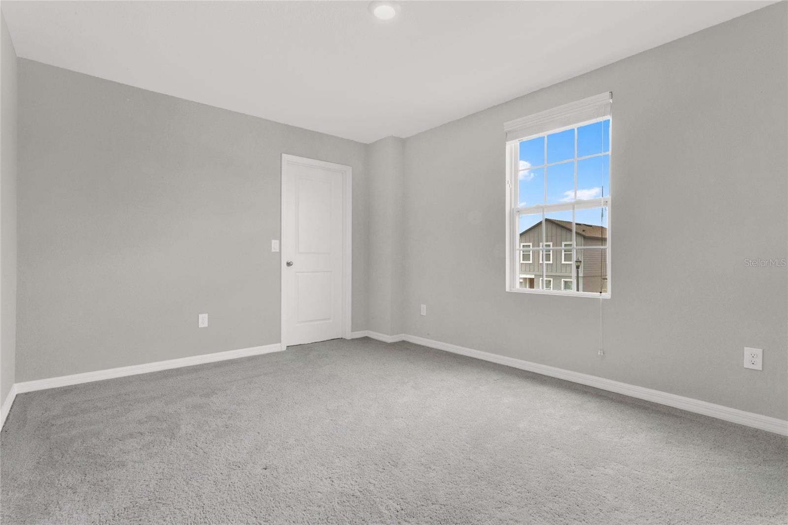 9169 Waverly Walk Dr Property Photo 17