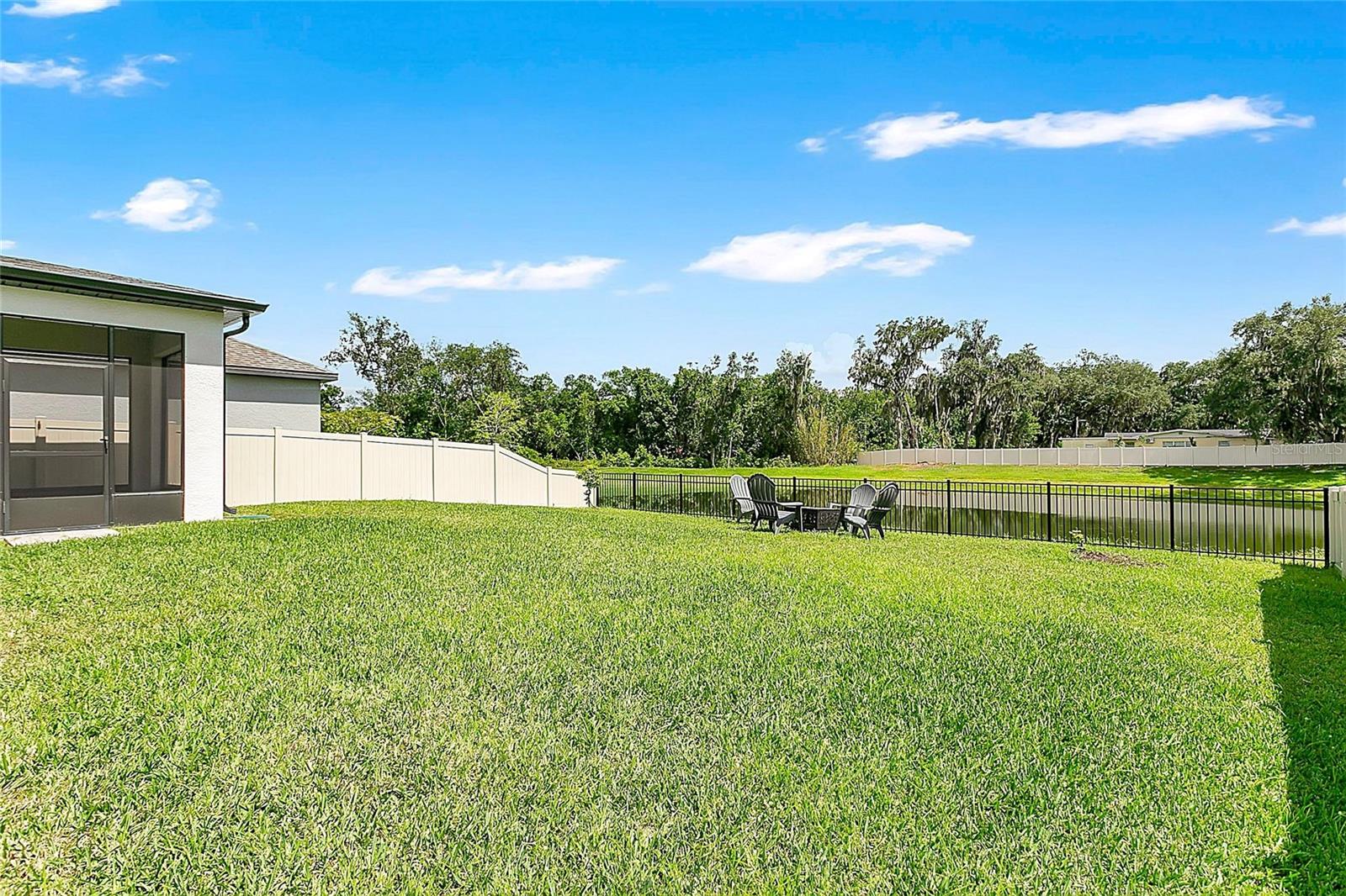 9169 Waverly Walk Dr Property Photo 26