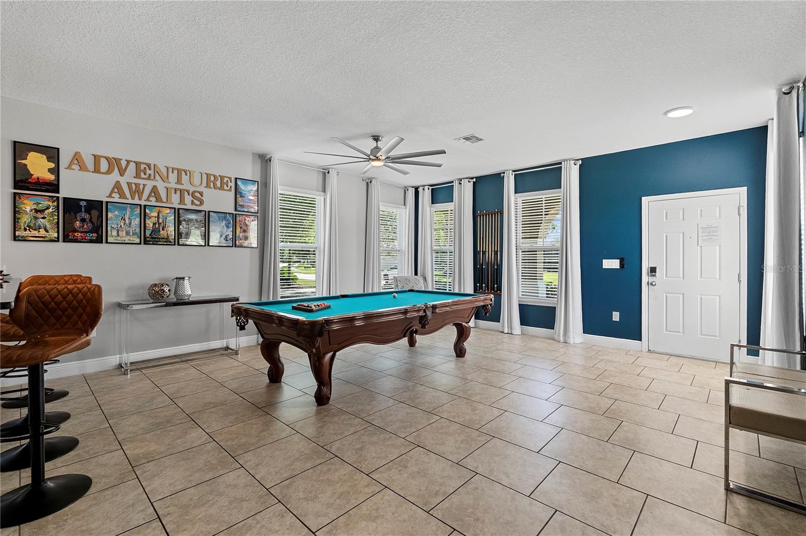 4200 Oaktree Dr Property Photo 5