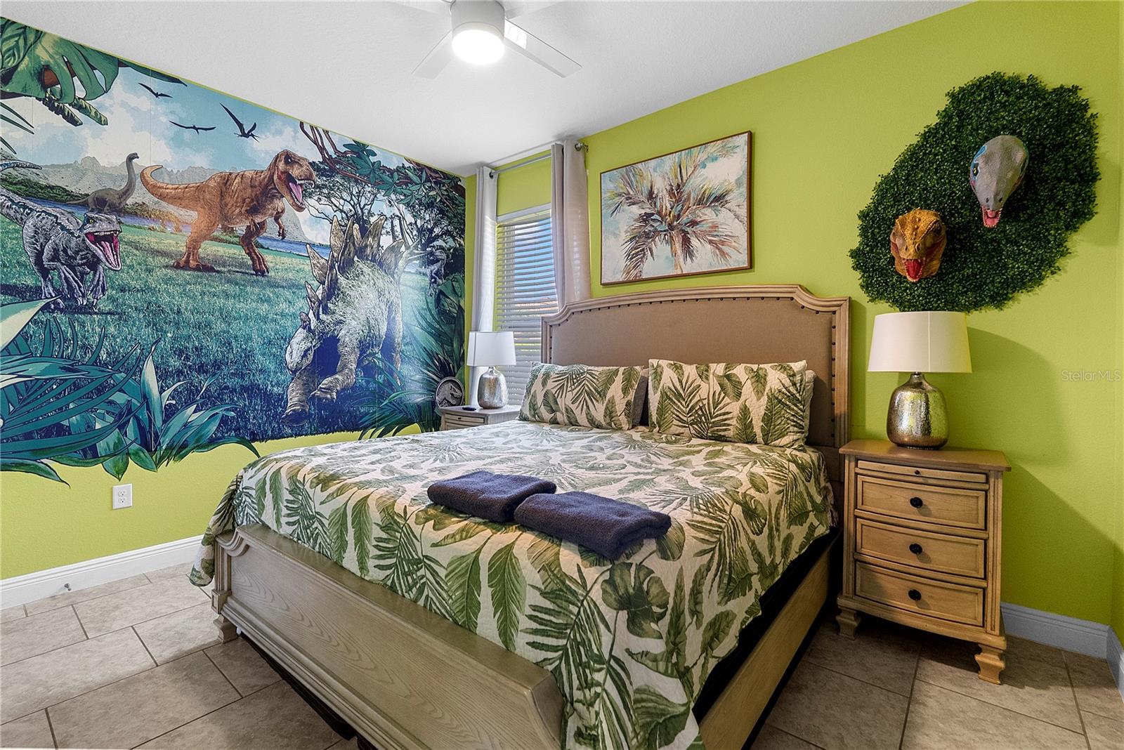 4200 Oaktree Dr Property Photo 23