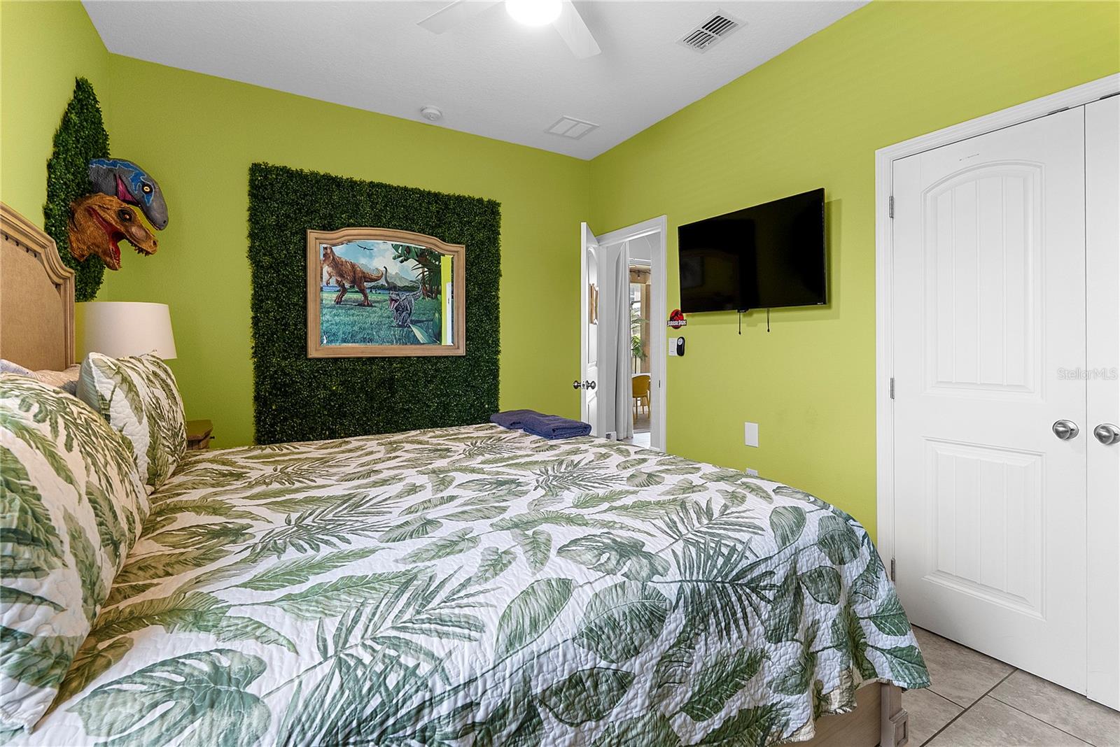 4200 Oaktree Dr Property Photo 24
