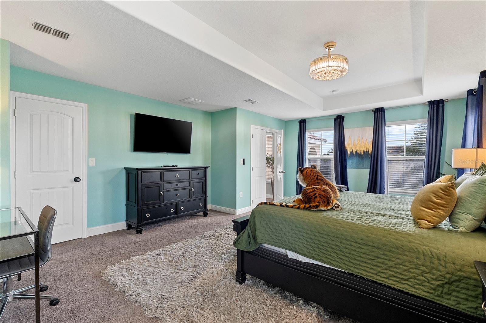 4200 Oaktree Dr Property Photo 32