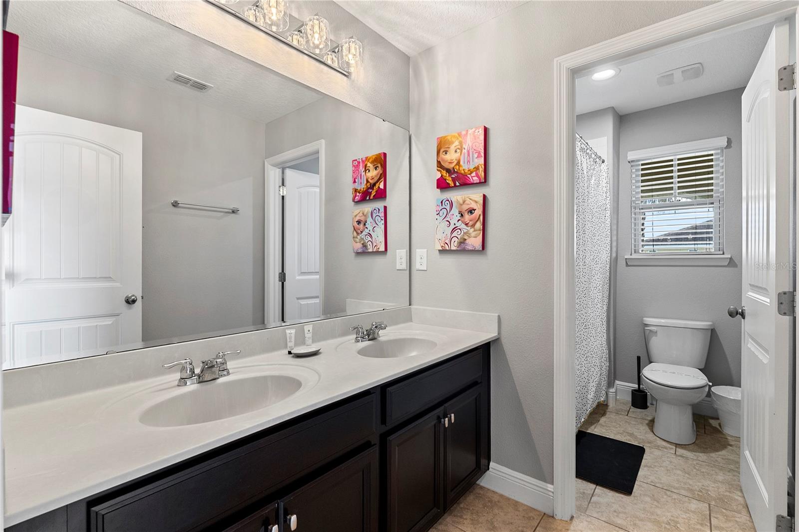 4200 Oaktree Dr Property Photo 42