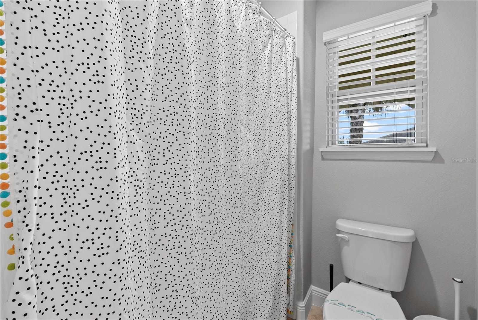 4200 Oaktree Dr Property Photo 43