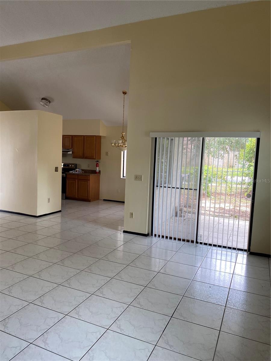 7415 Radiant Cir Property Photo 3