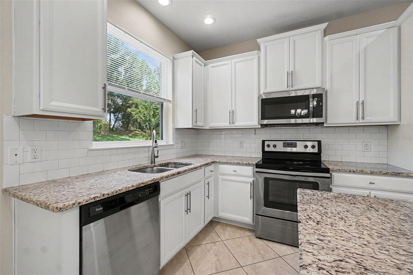 12411 Trailhead Dr Property Photo 6