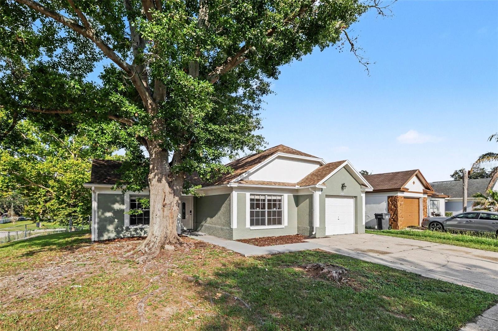301 REGAL PARK DR