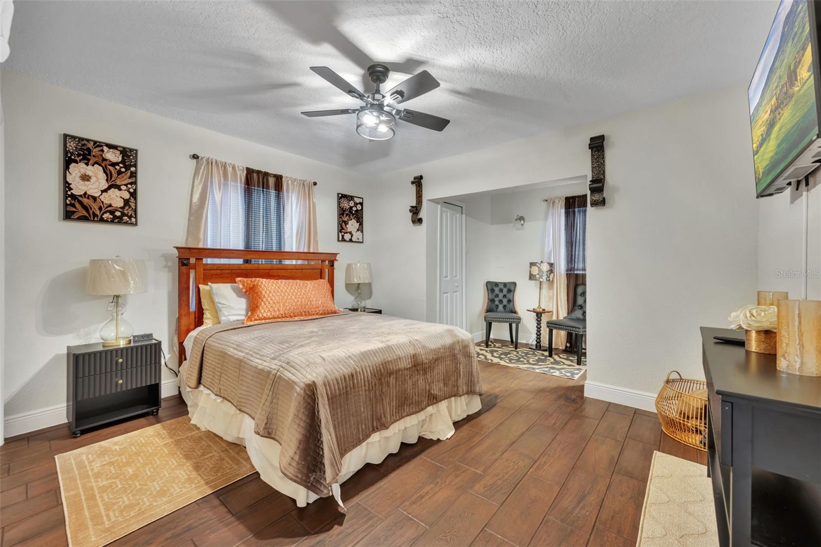 1221 Elinore Dr Property Photo 15