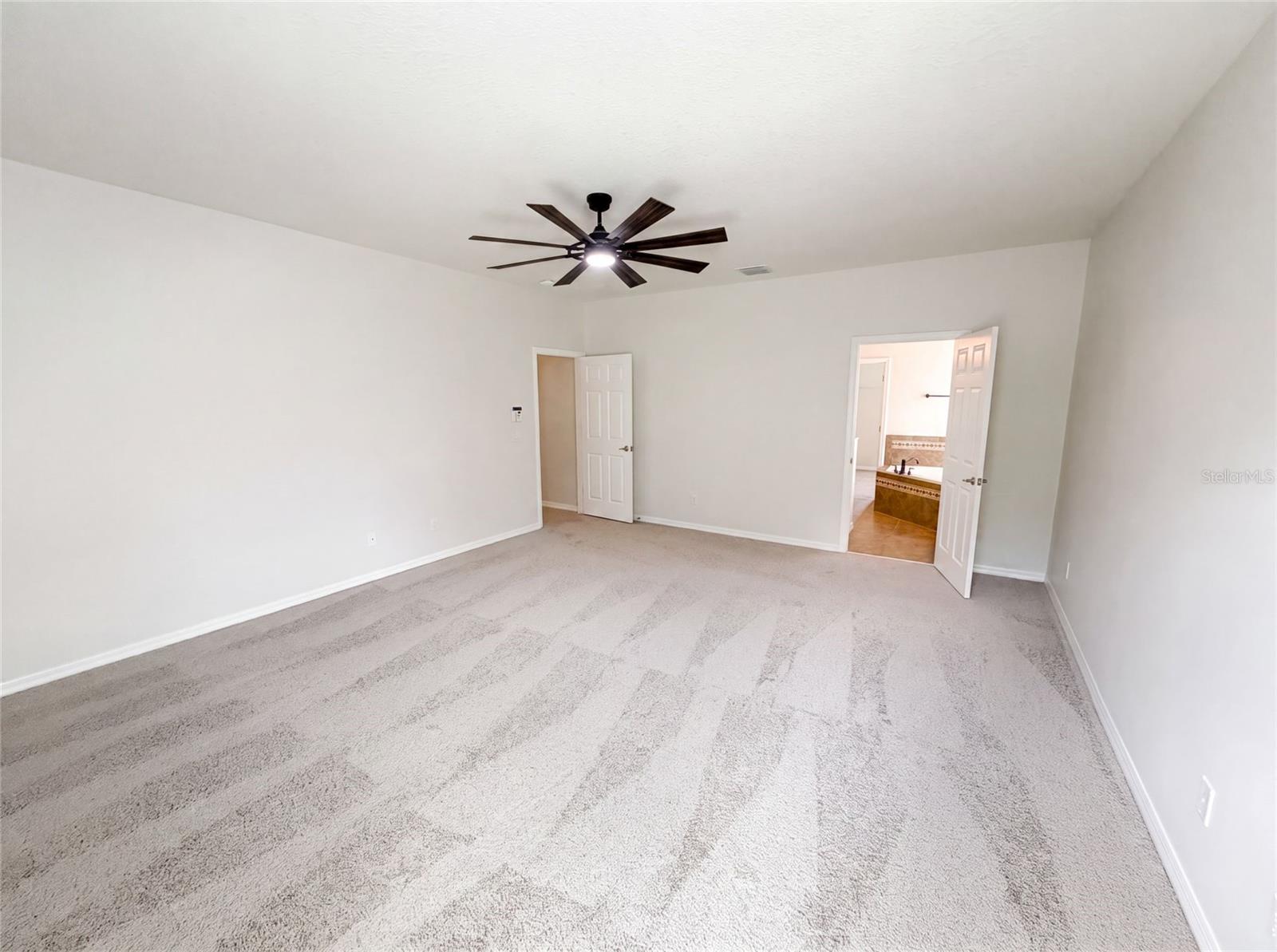 280 Chandler Cir Property Photo 4