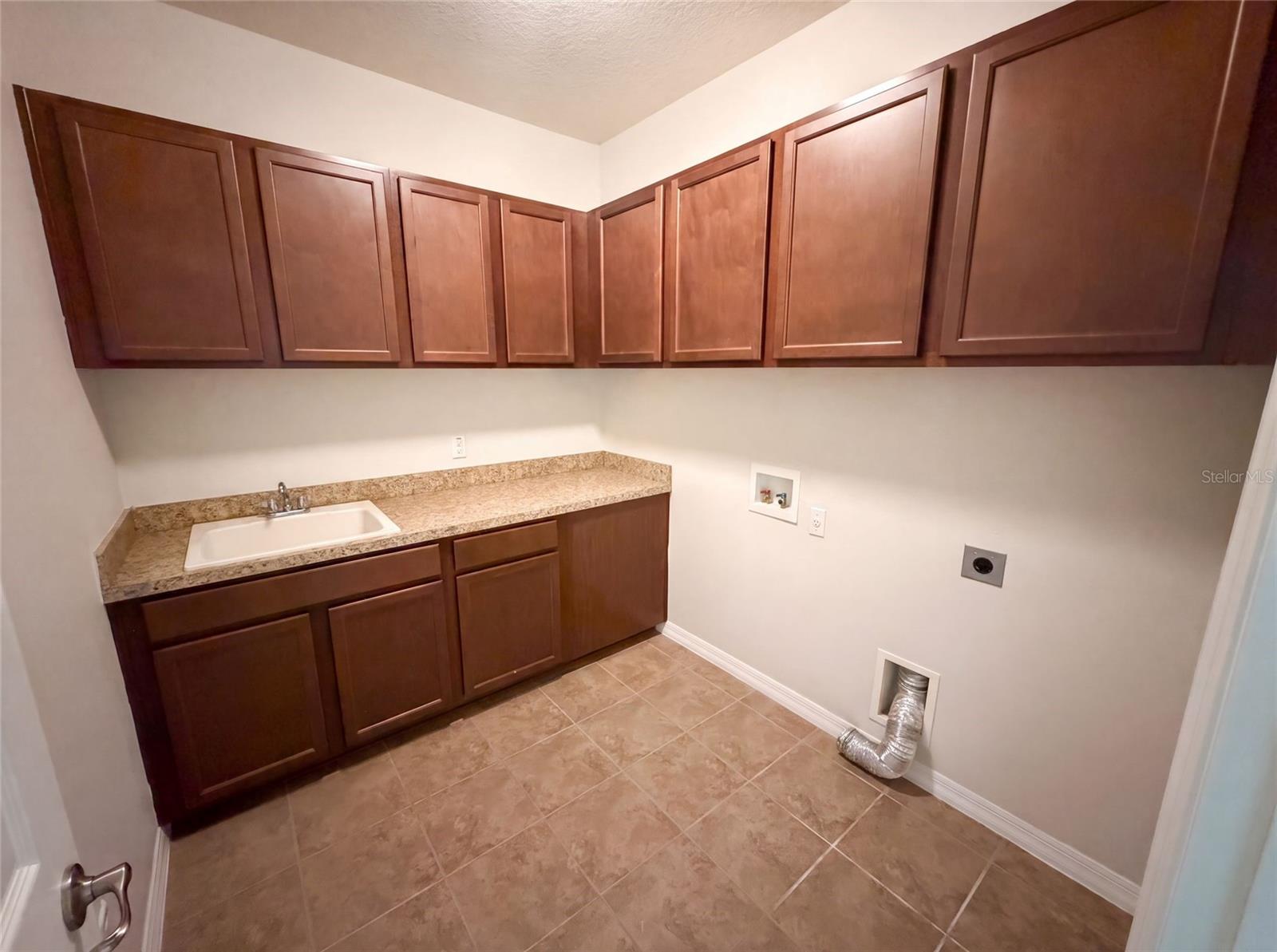 280 Chandler Cir Property Photo 35