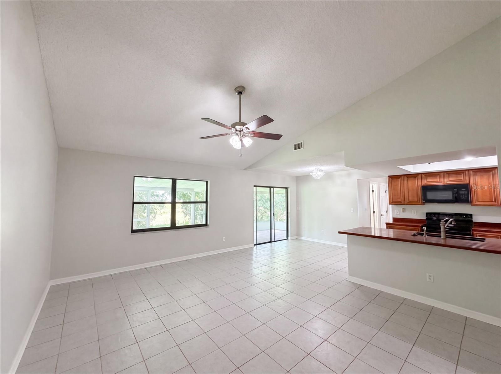 15226 Sw 39th Cir Property Photo 9