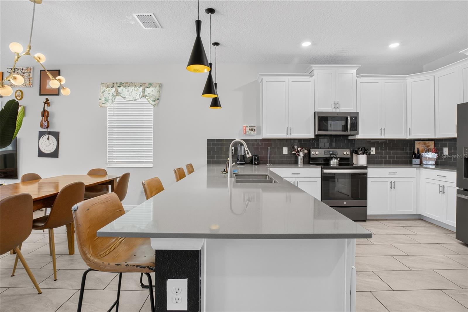 4536 Target Blvd Property Photo 11