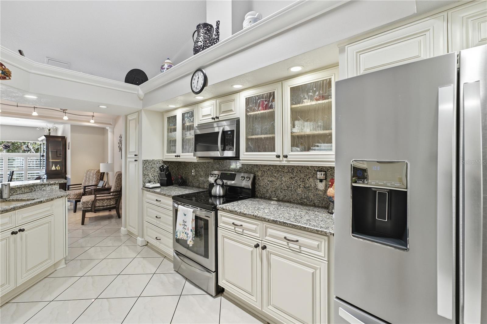 803 Pine Meadows Rd Property Photo 2