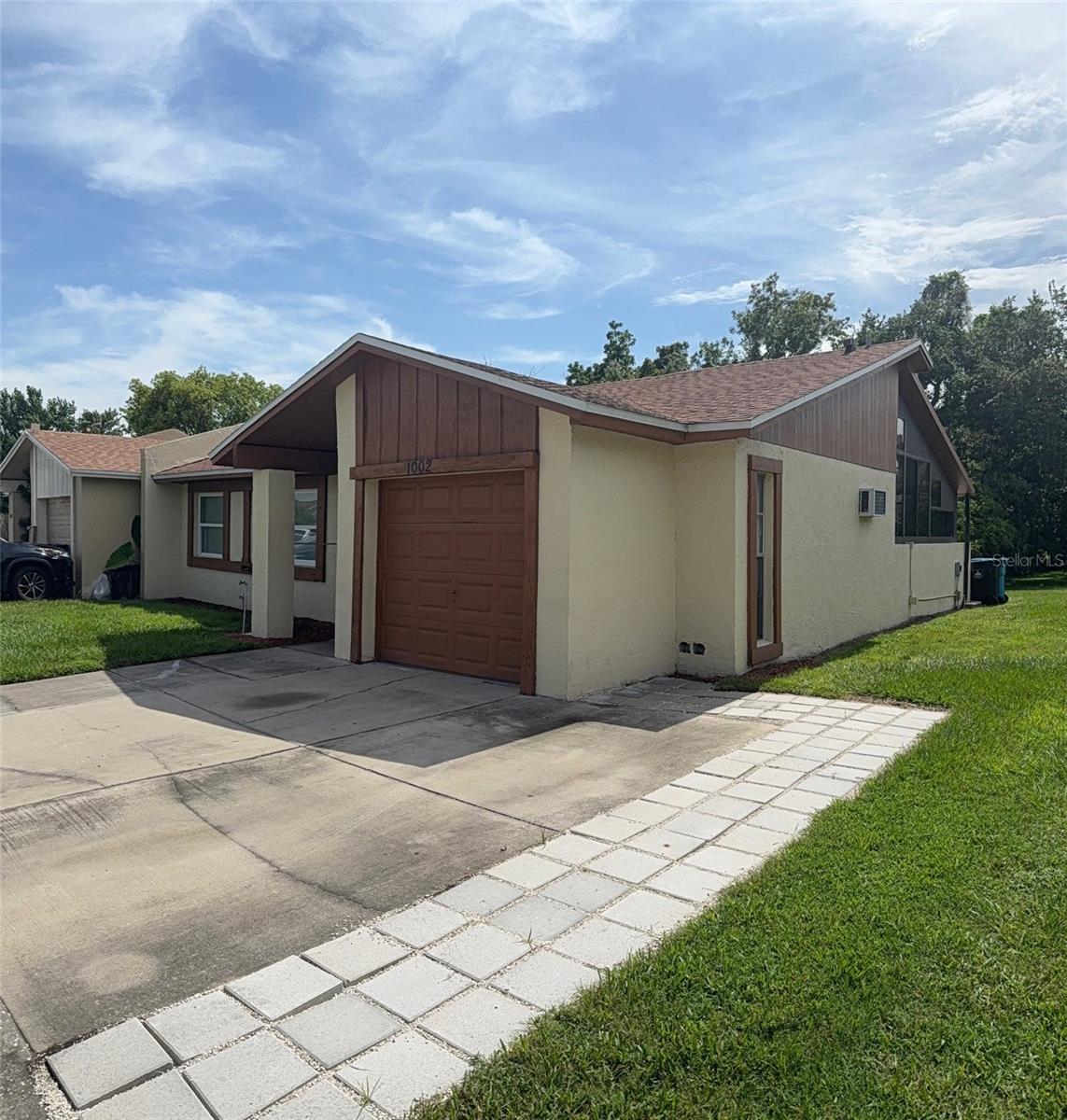 1002 OROPESA AVE Property Photo 1