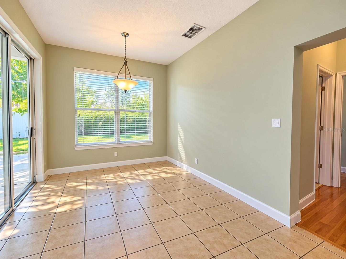 2941 Maple Grove Pl Property Photo 10