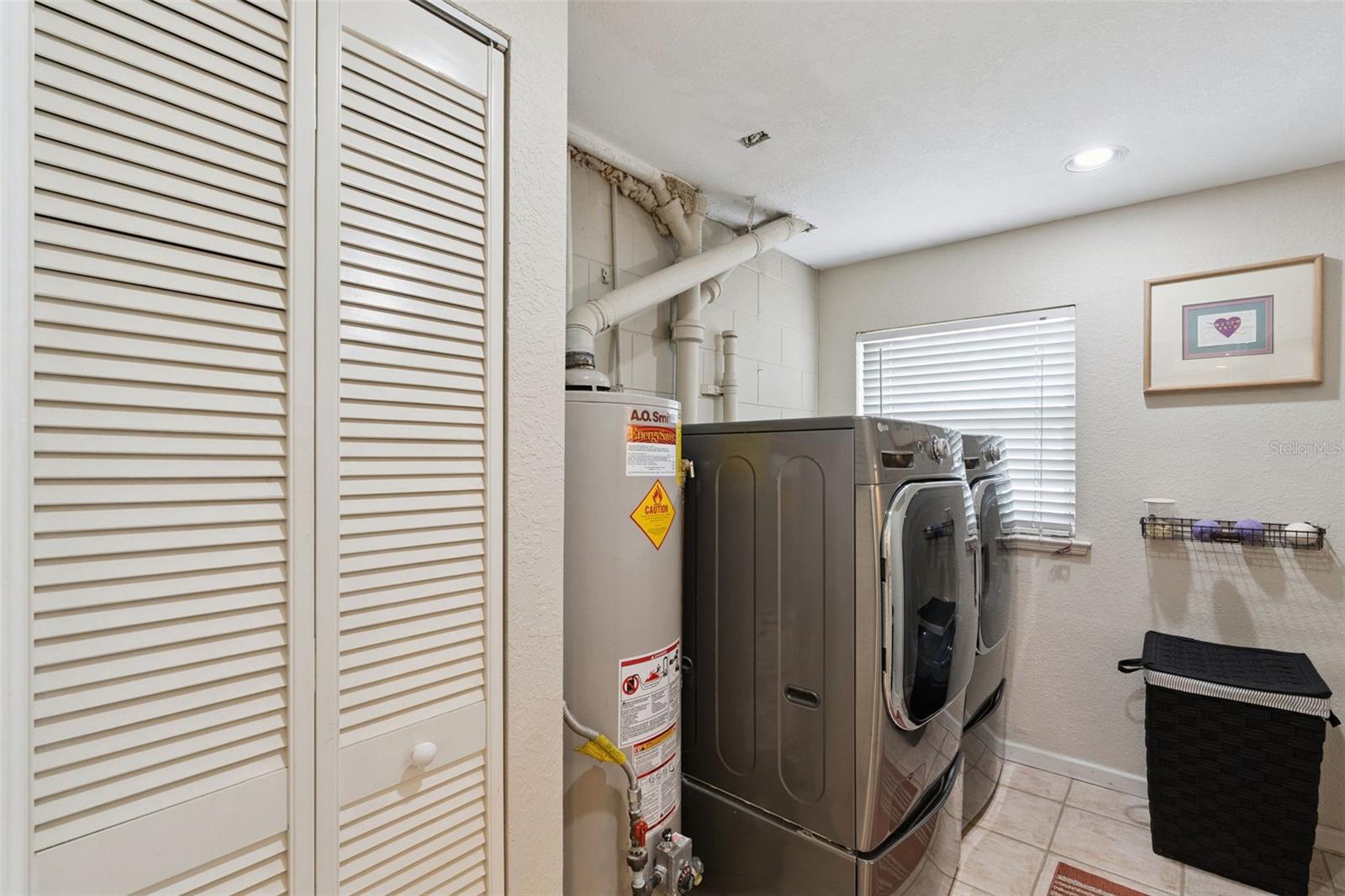 1008 E Ridgewood St Property Photo 37