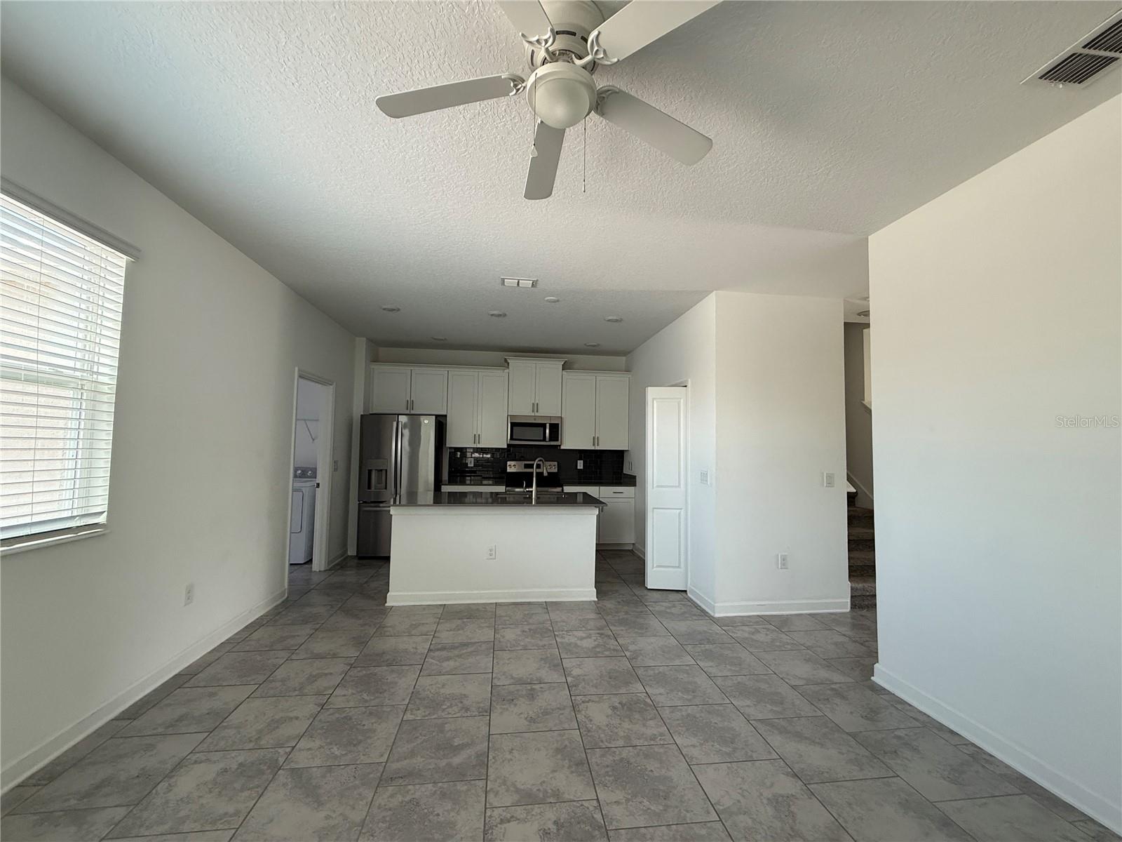 5647 Quiet Palm Loop Property Photo 9