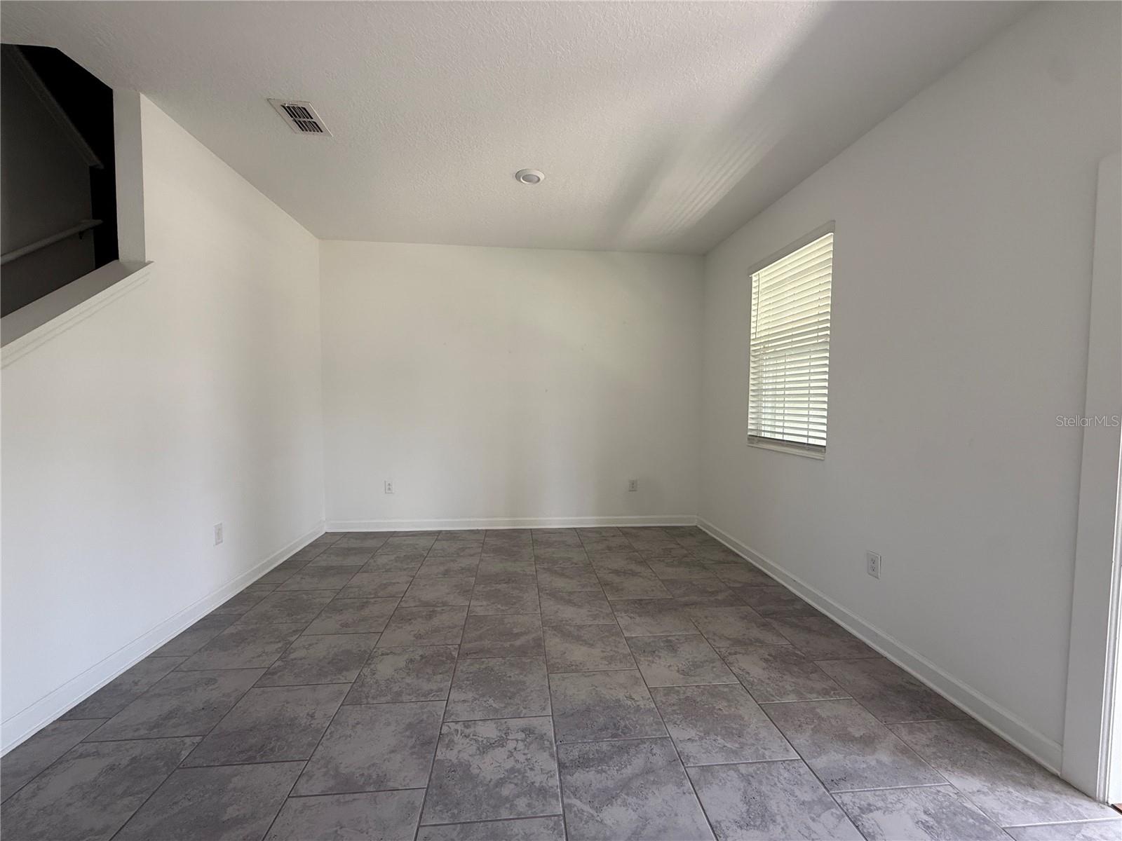 5647 Quiet Palm Loop Property Photo 11