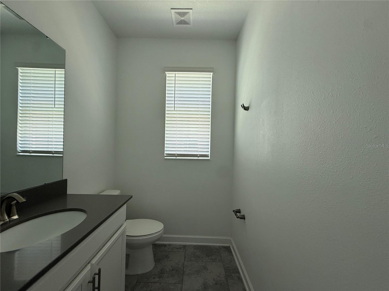 5647 Quiet Palm Loop Property Photo 12