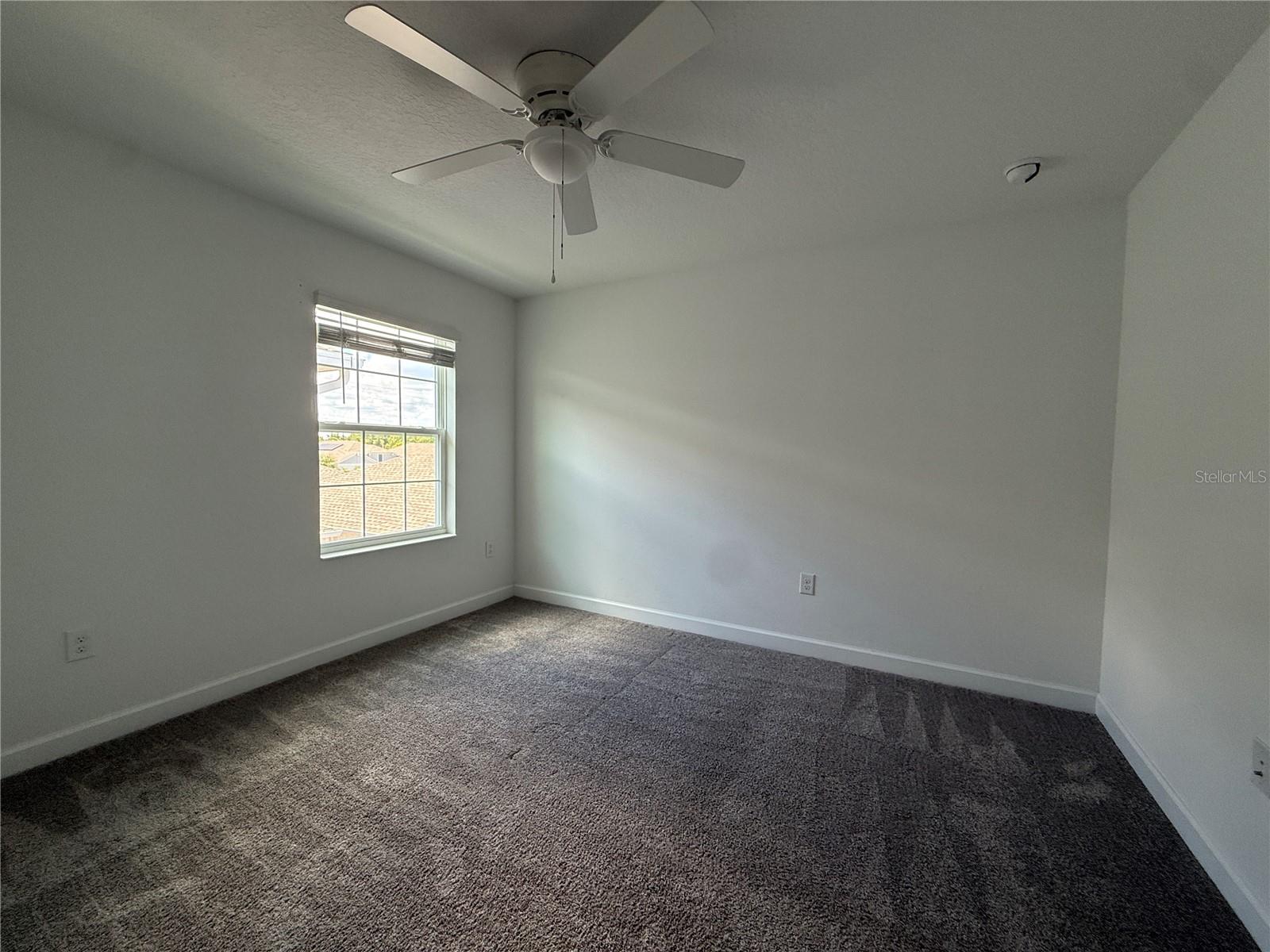 5647 Quiet Palm Loop Property Photo 15