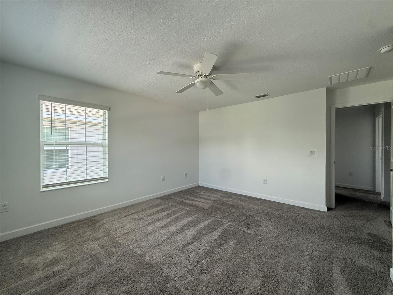 5647 Quiet Palm Loop Property Photo 19