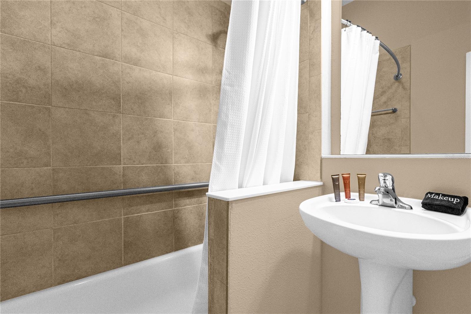 14506 Damai Ln #14506 Property Photo 18