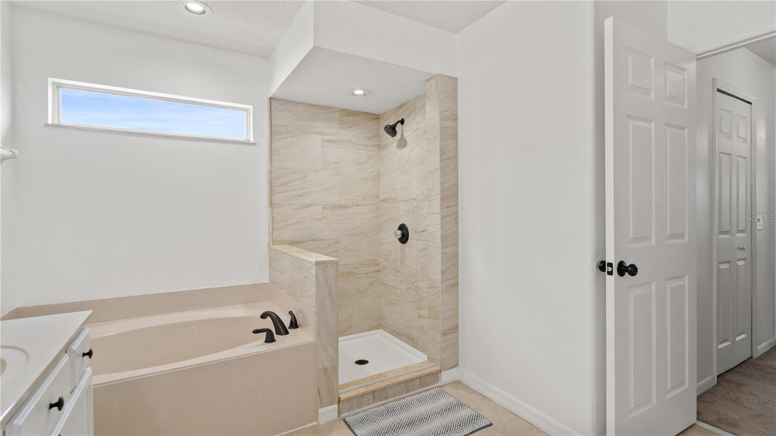 2908 Daybreak Dr Property Photo 43