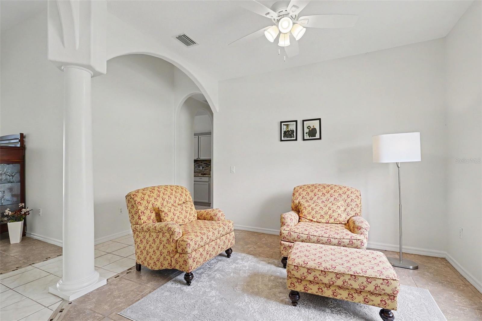 423 Stonehenge Cir Property Photo 11