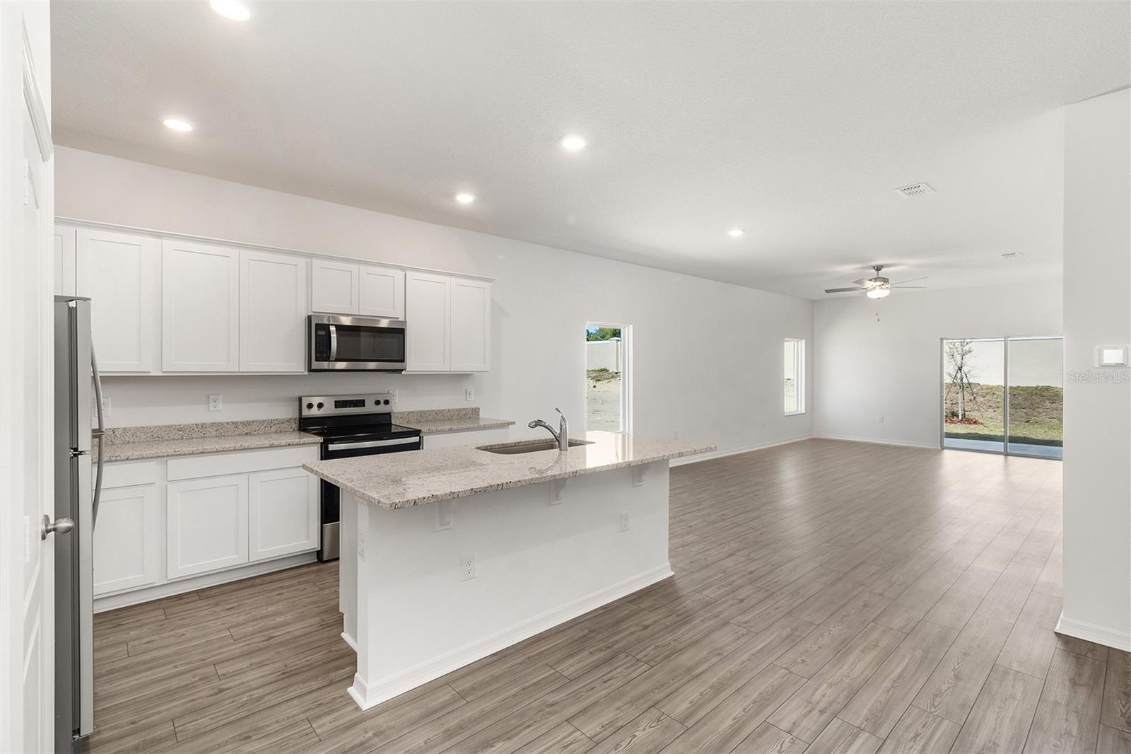 1802 White Elephant Loop Property Photo 4