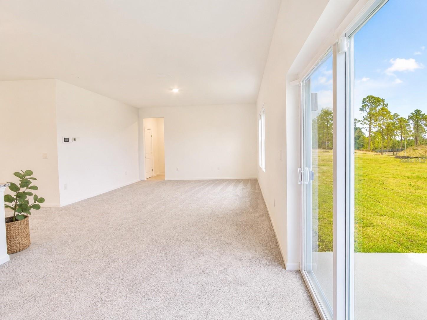 2150 Gold Dust Dr Property Photo 3