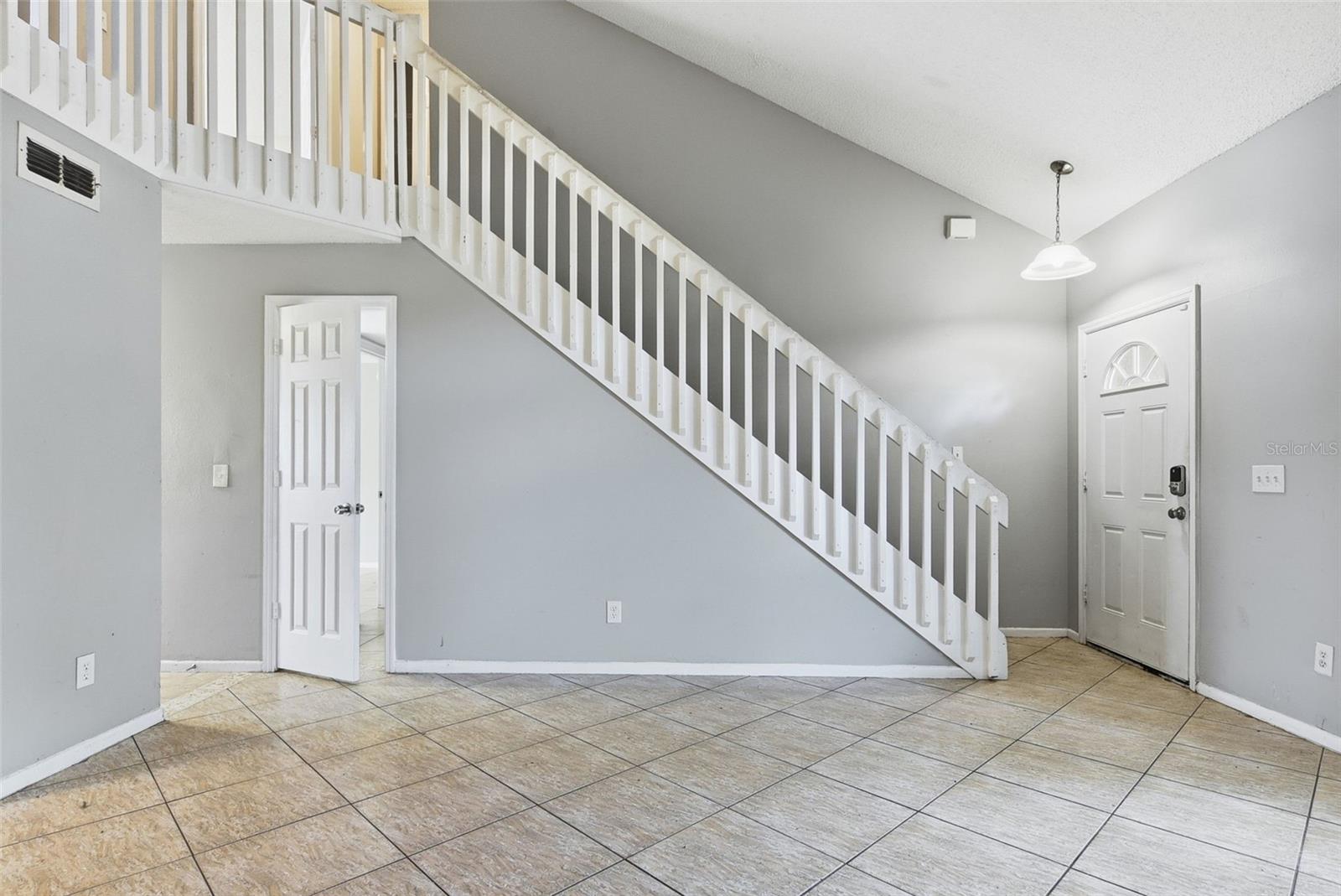 5734 Grand Canyon Dr Property Photo 9
