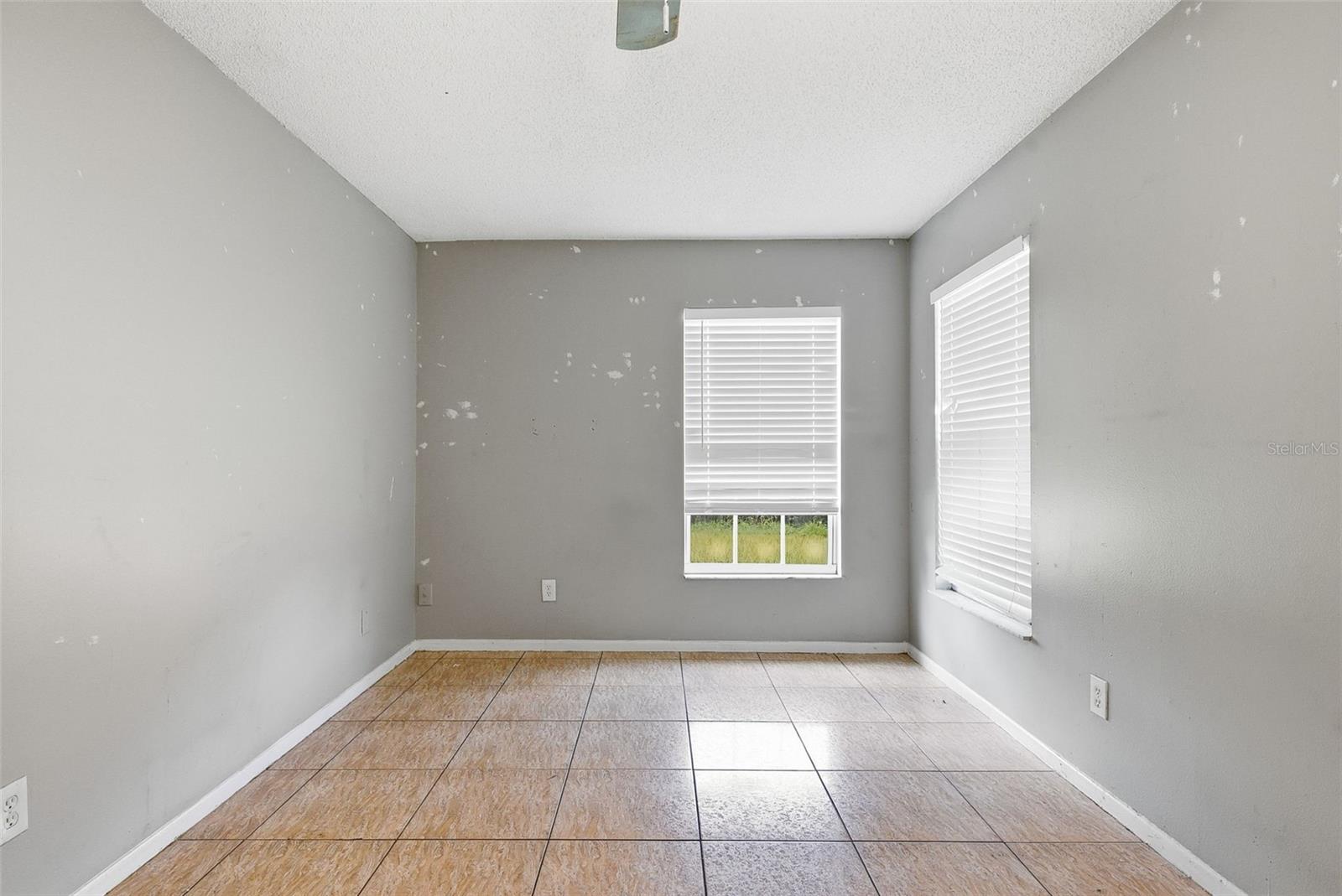 5734 Grand Canyon Dr Property Photo 18