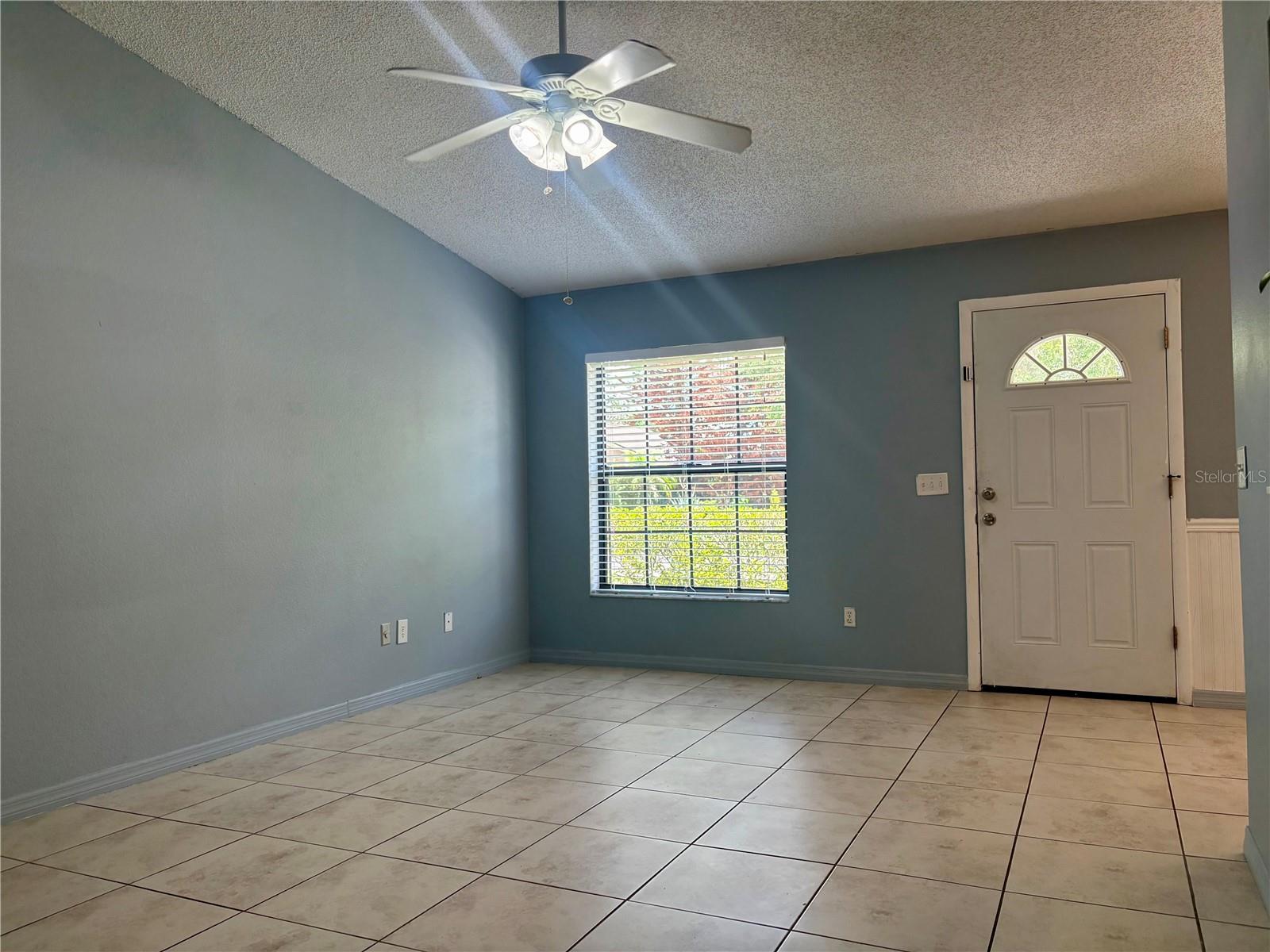 1021 Alpug Ave Property Photo 6