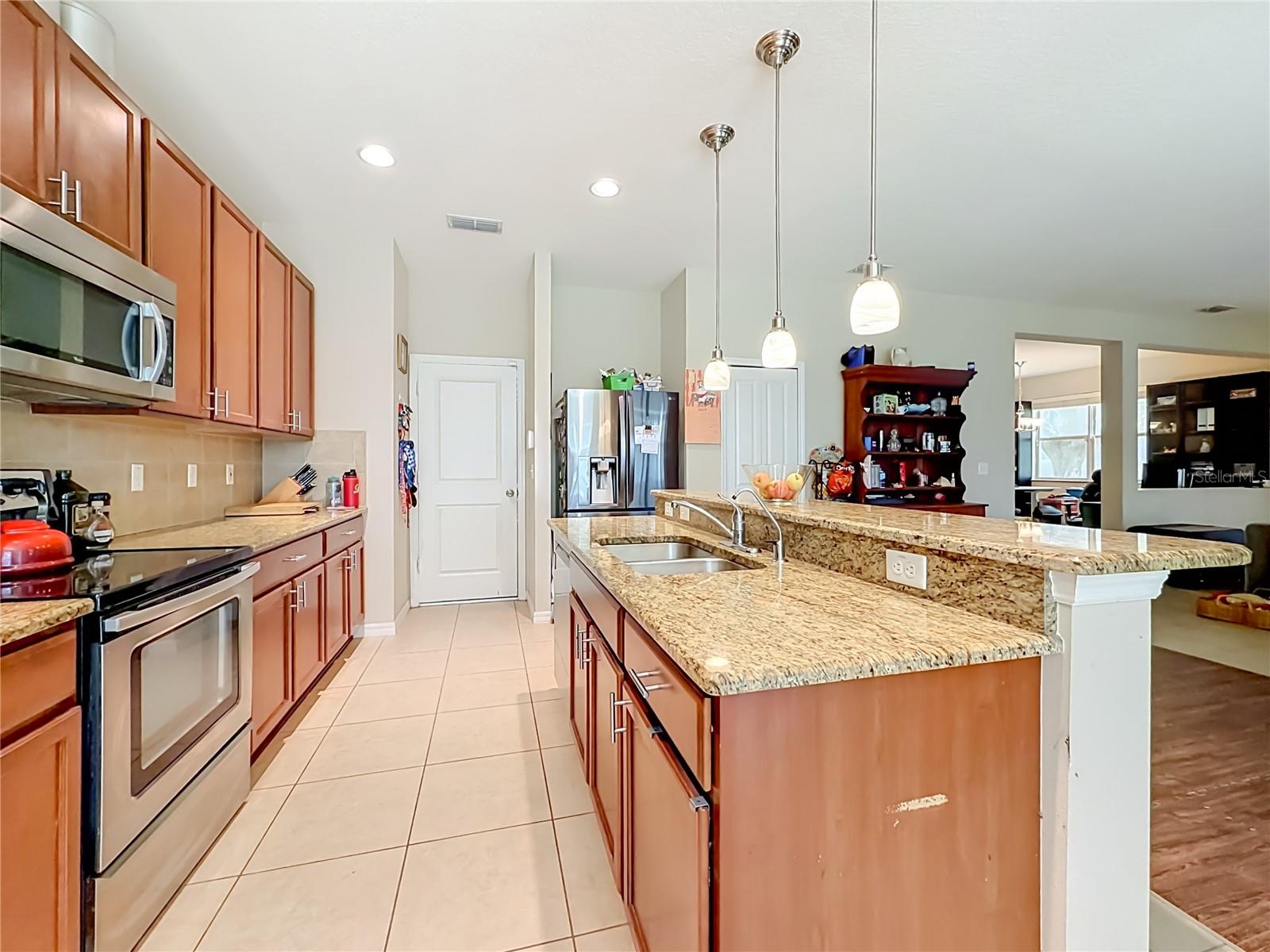 11913 Verrazano Dr Property Photo 12