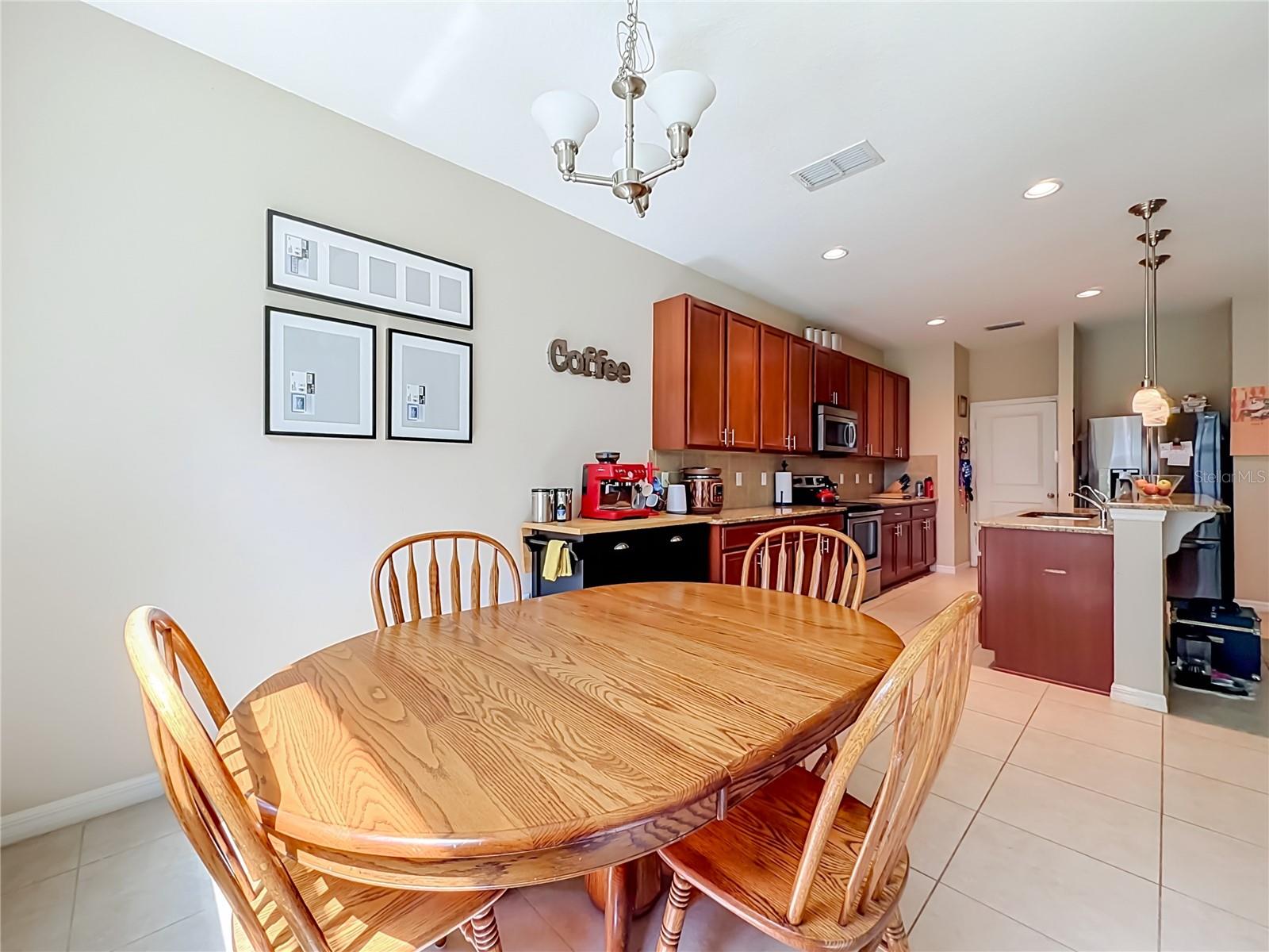 11913 Verrazano Dr Property Photo 15