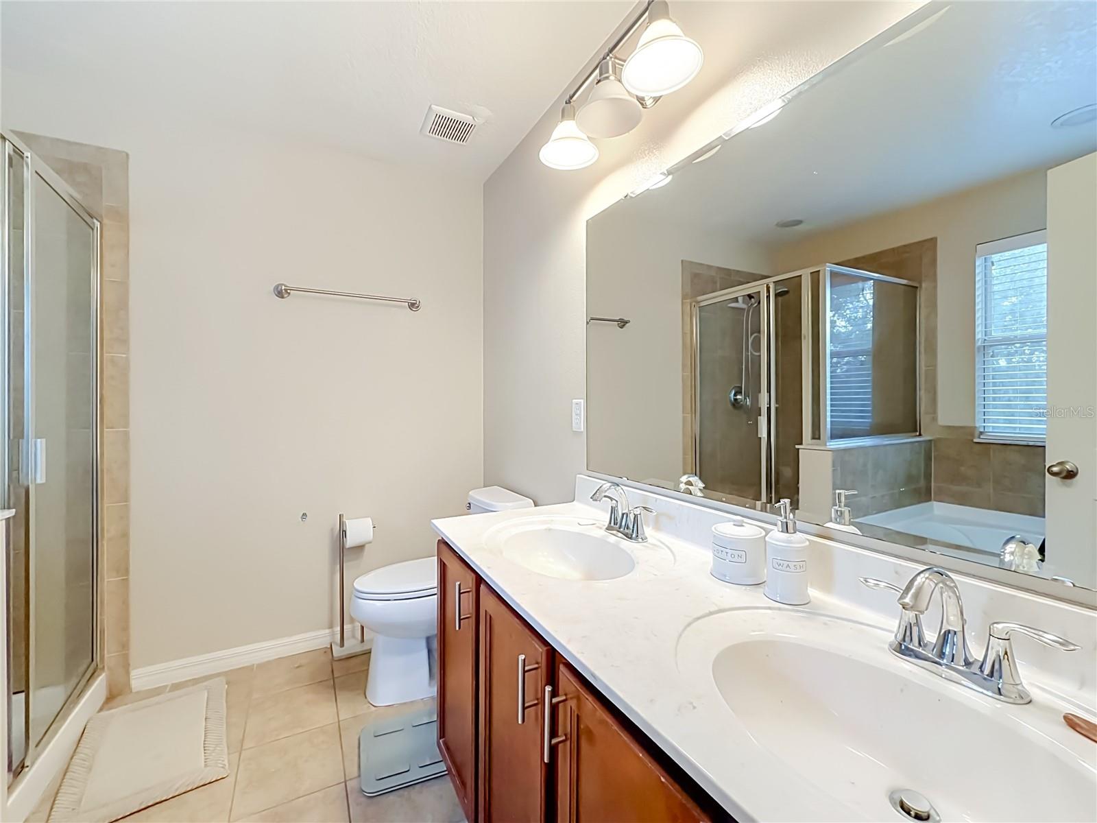 11913 Verrazano Dr Property Photo 24