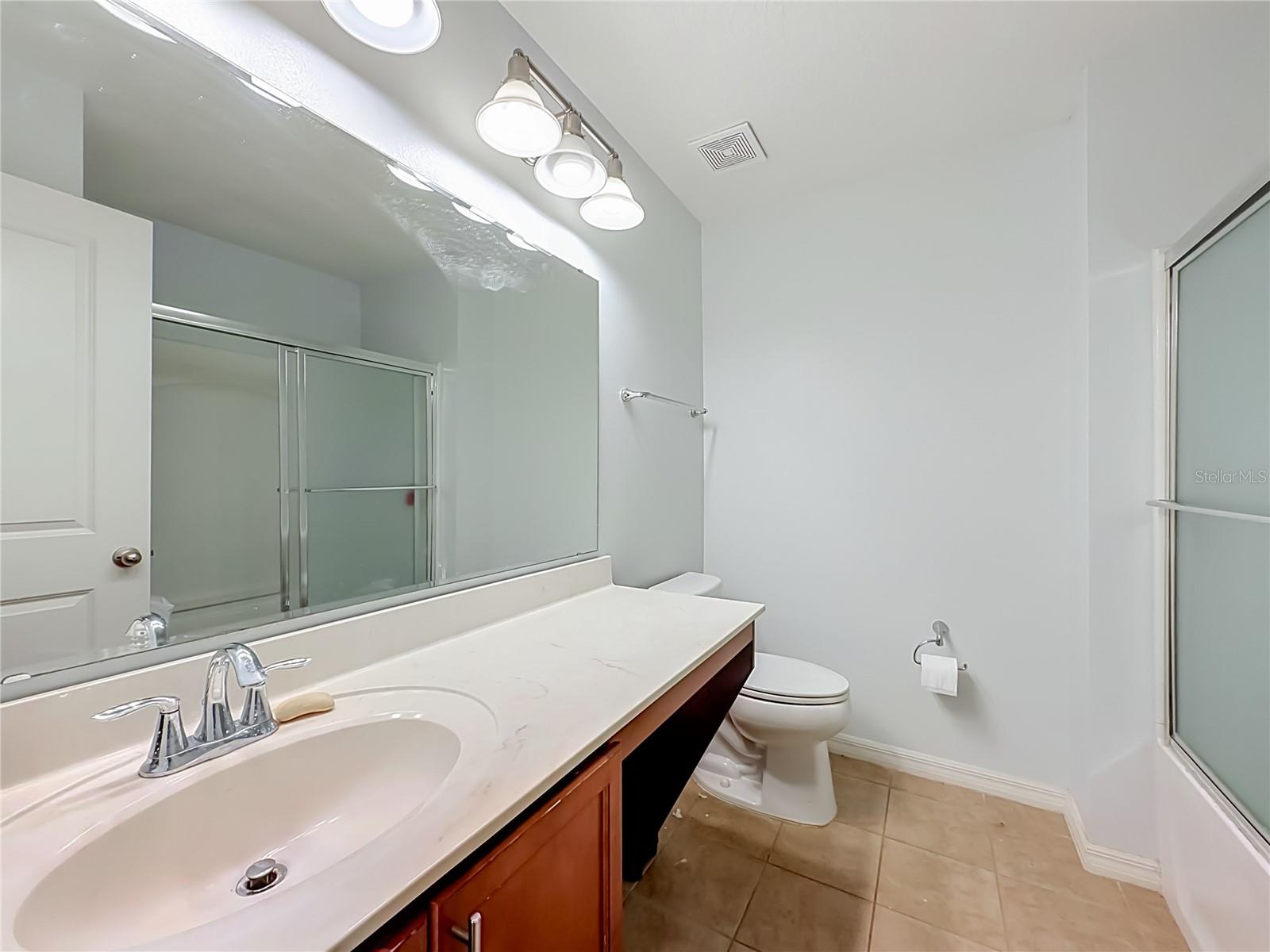 11913 Verrazano Dr Property Photo 28