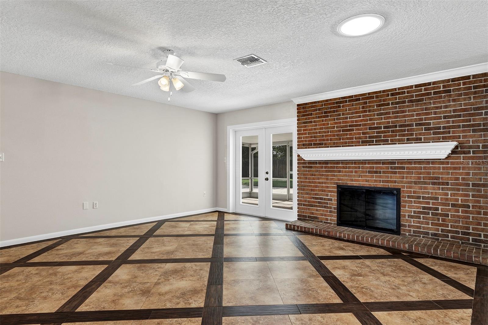 3021 Brandywine Dr Property Photo 7
