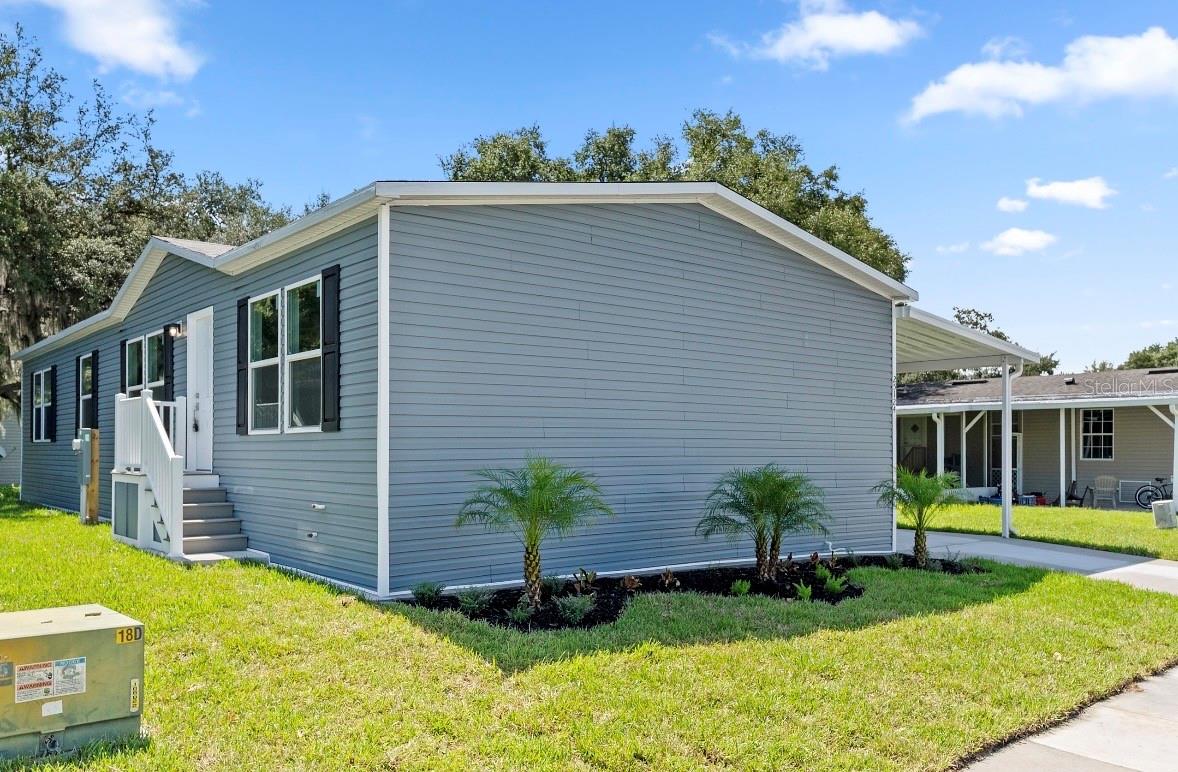 25124 Huckleberry Way Property Photo 1