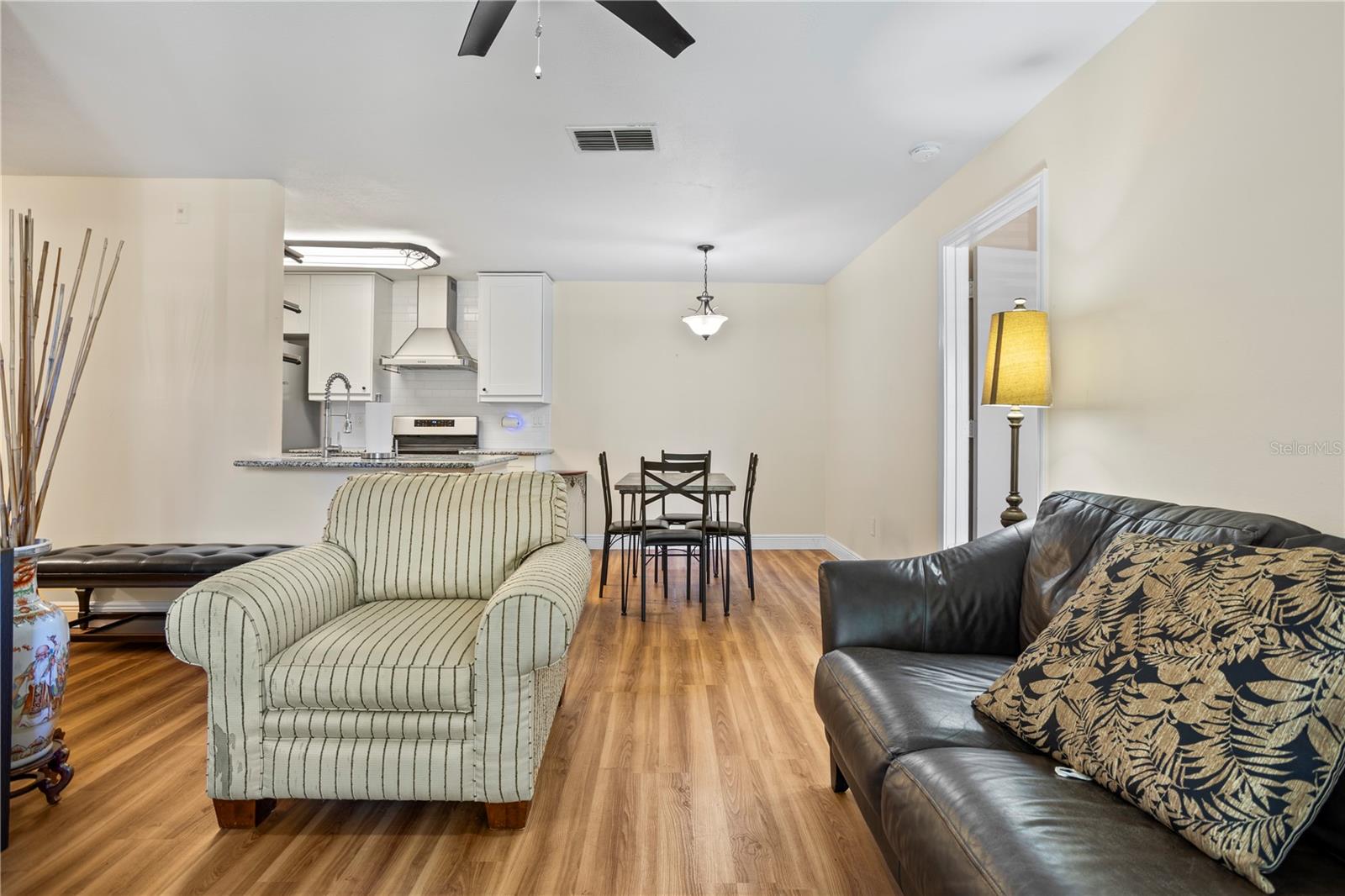 2504 Grassy Point Dr #100 Property Photo 5