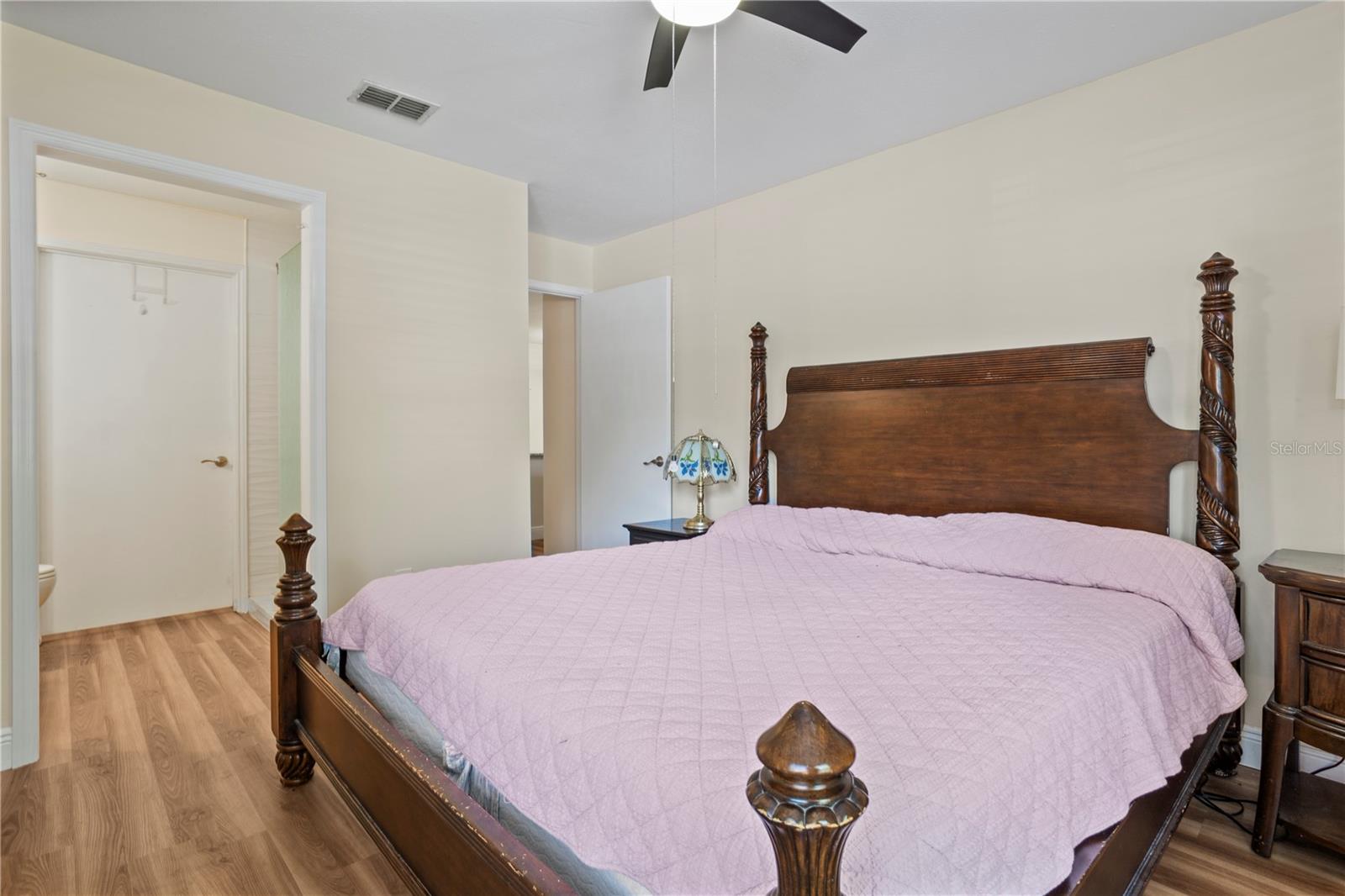 2504 Grassy Point Dr #100 Property Photo 19