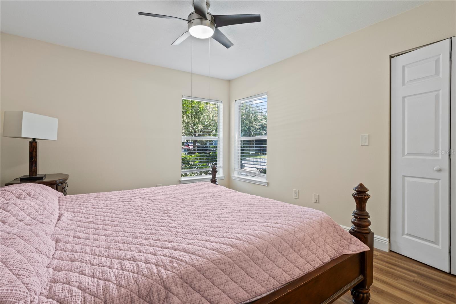 2504 Grassy Point Dr #100 Property Photo 20