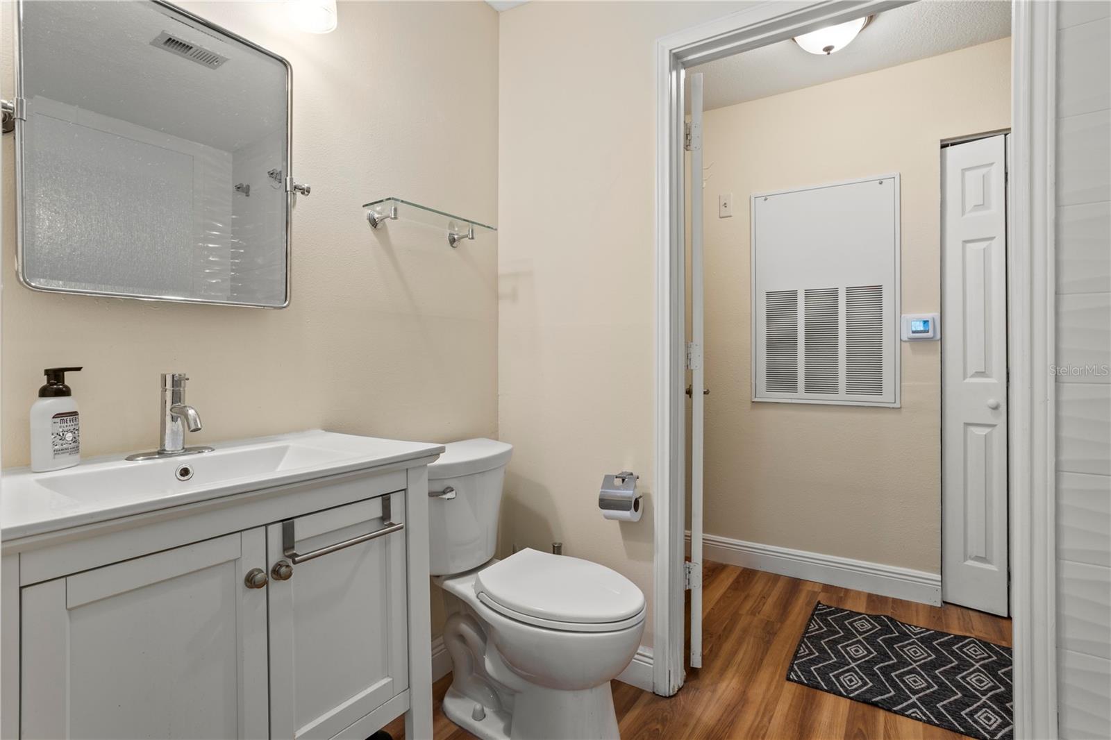 2504 Grassy Point Dr #100 Property Photo 21
