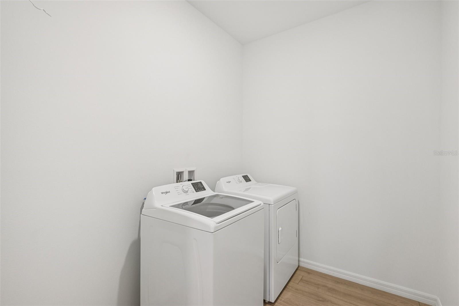 1753 Hummingbird Rd Property Photo 15