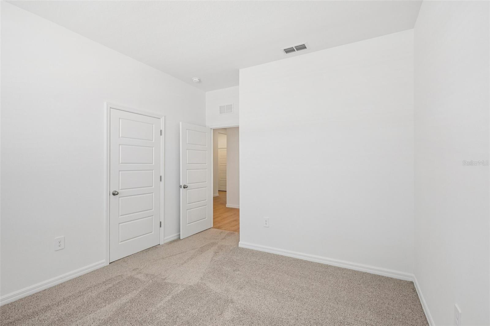 1753 Hummingbird Rd Property Photo 17