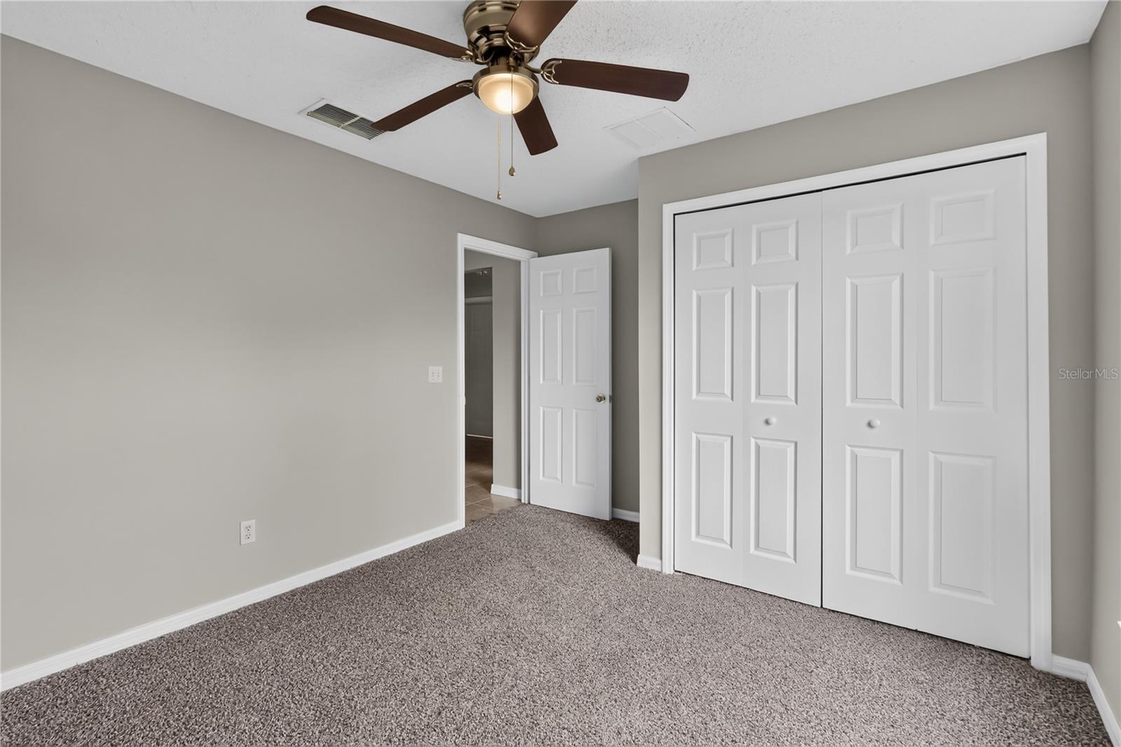 725 Robin Ct Property Photo 16
