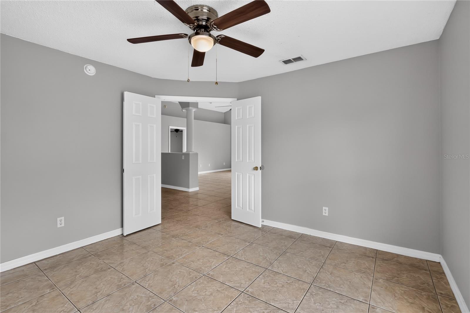 725 Robin Ct Property Photo 22